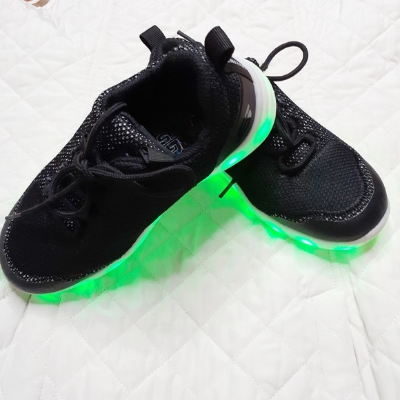 SKETCHERS Energy Light Rechargeable Sneakers - Picture 2 of 8